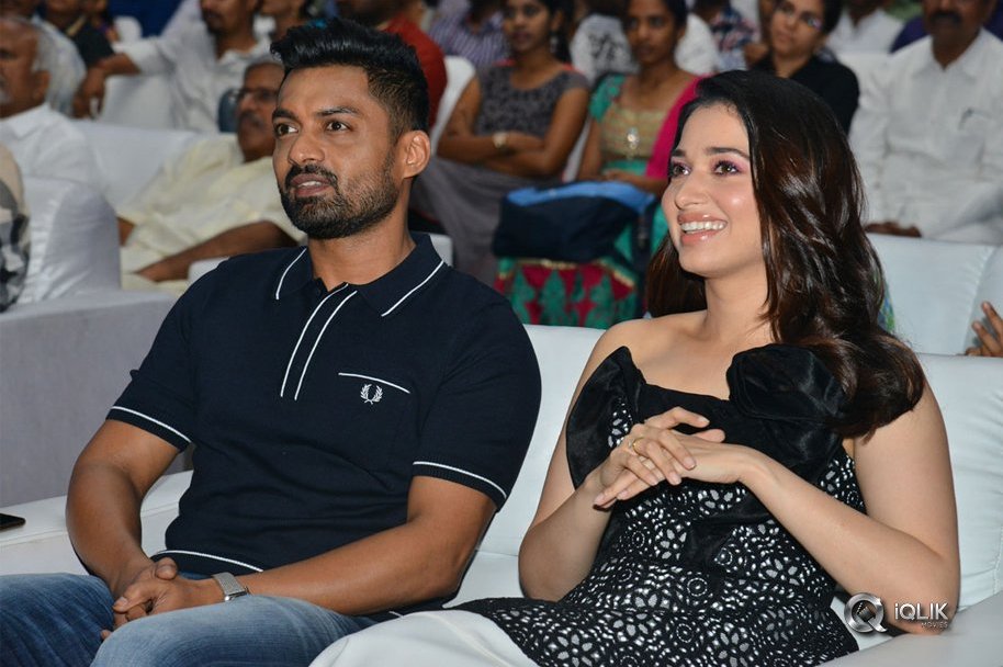 Naa-Nuvve-Movie-Audio-Launch-Photos